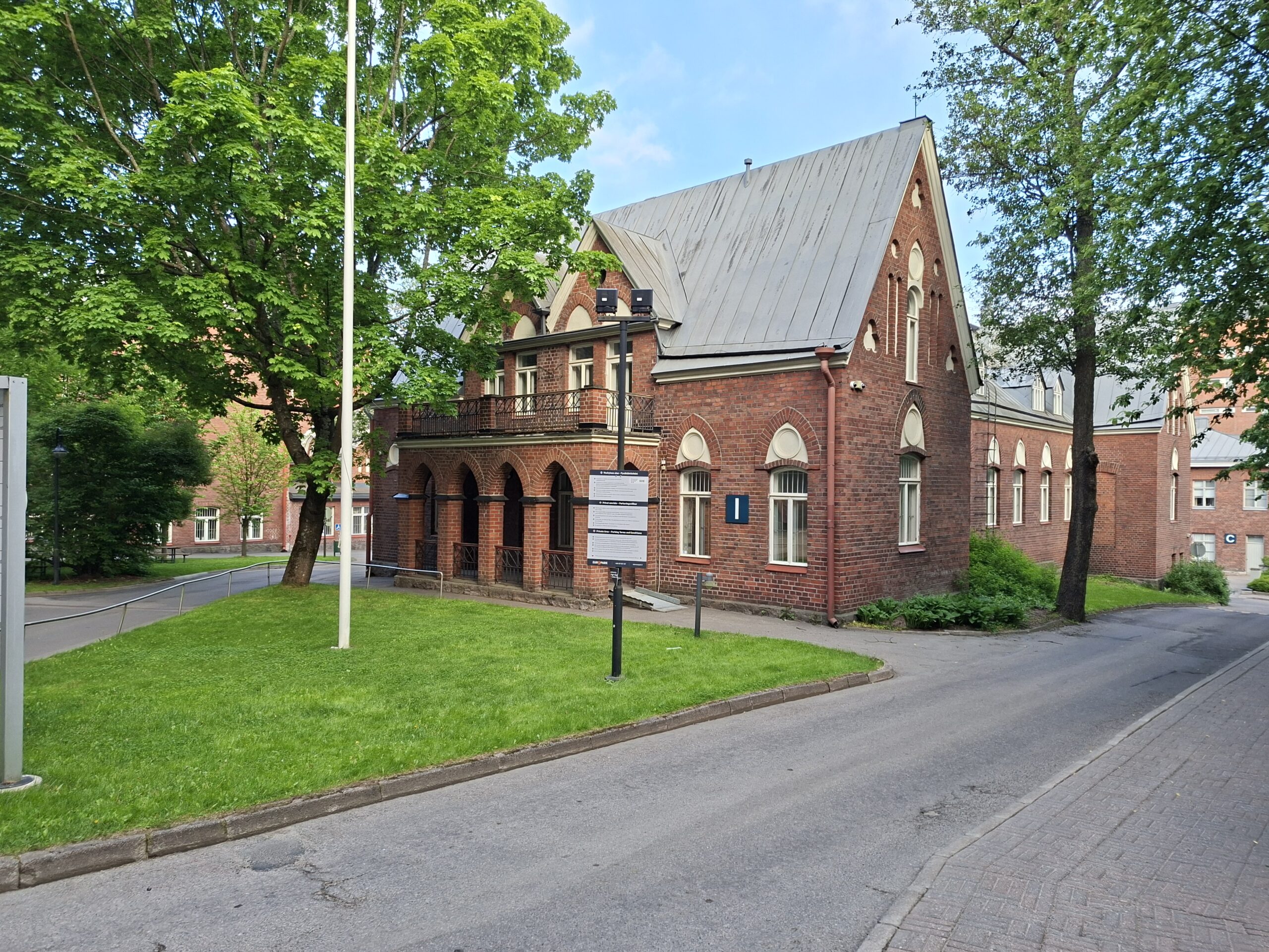 Pihala-rakennuksen-saneeraus-rakennus-oy-antti-j-ahola